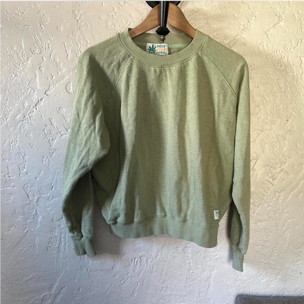 Deus Ex Machina Hemp Apparel Aggie Crew